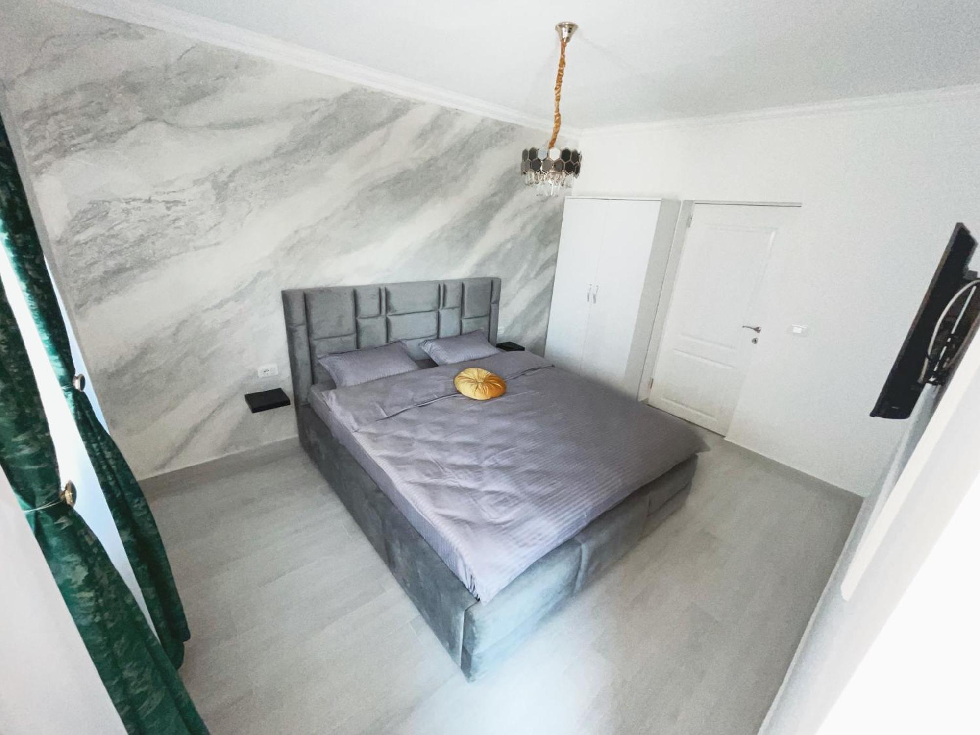 Rv Premium Apartments Arad Ngoại thất bức ảnh