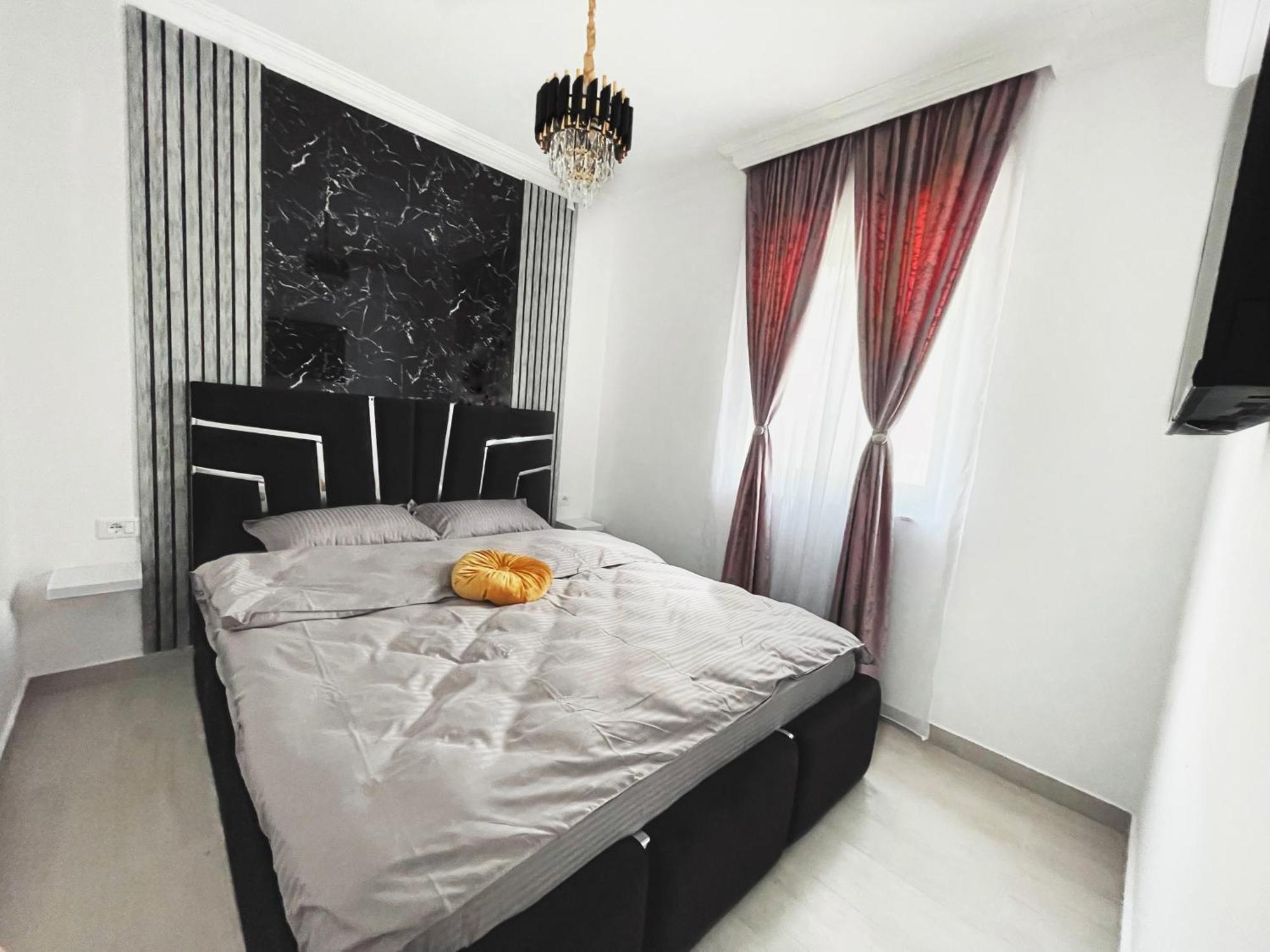 Rv Premium Apartments Arad Ngoại thất bức ảnh