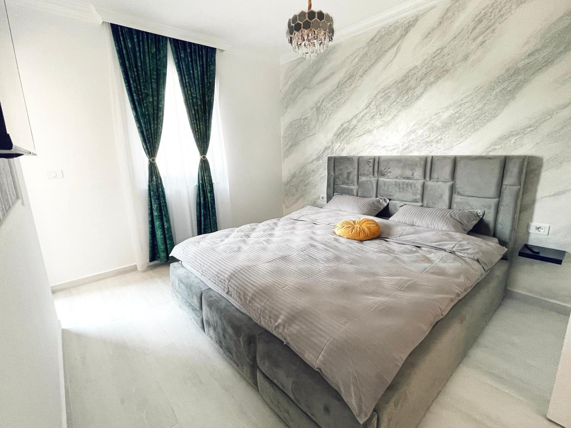Rv Premium Apartments Arad Ngoại thất bức ảnh